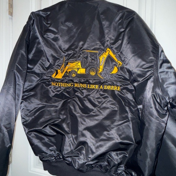 JOHN DEERE vintage Nothing Runs Like A Deere EMBROIDERED Tractor Jacket - Picture 5 of 10